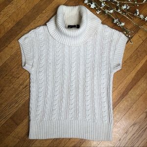 JEANNE PIERRE Cable Knit Turtleneck Sweater